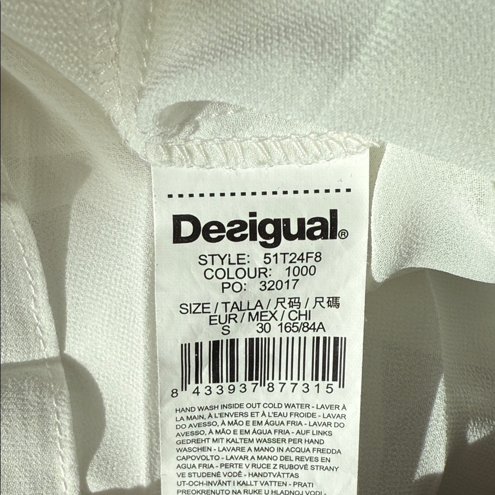Desigual Women's White Top with Colorful Floral Design Size Small - Picture 6 of 8